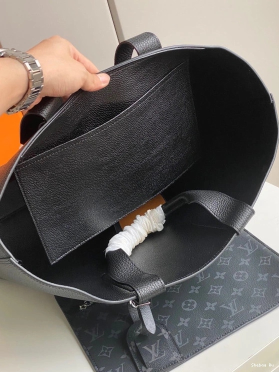 CABAS VUITTON LOUIS VOYAGE 0812